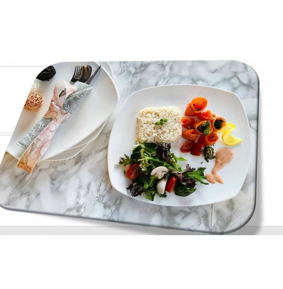 Crown Set of 4 Square Dinner Plates, 9.5''